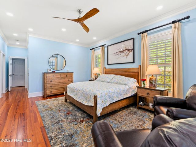 404 Shoreline Drive E, Sunset Beach, NC 28468