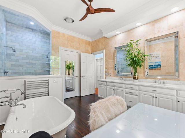 404 Shoreline Drive E, Sunset Beach, NC 28468