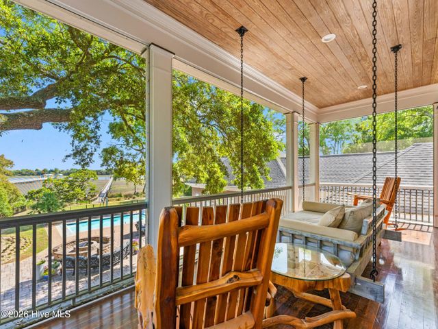 404 Shoreline Drive E, Sunset Beach, NC 28468