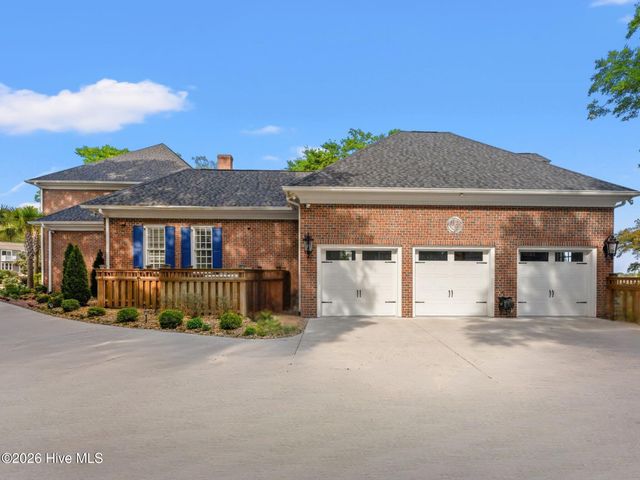 404 Shoreline Drive E, Sunset Beach, NC 28468