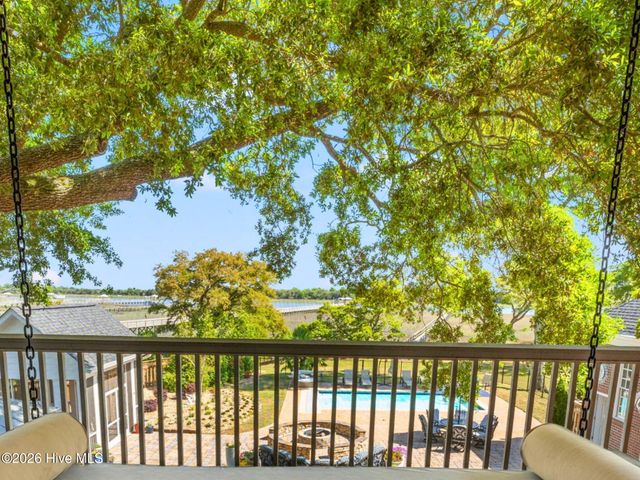404 Shoreline Drive E, Sunset Beach, NC 28468