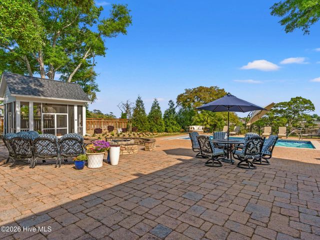 404 Shoreline Drive E, Sunset Beach, NC 28468