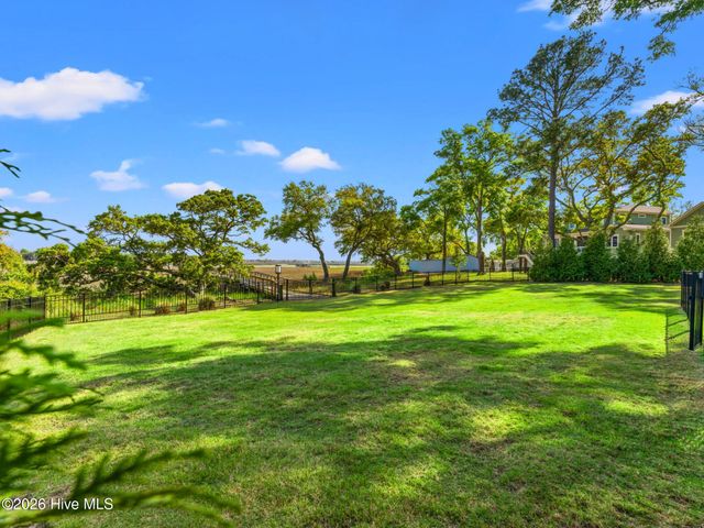 404 Shoreline Drive E, Sunset Beach, NC 28468