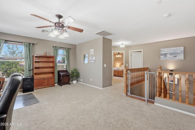 303 E MILADA Drive, Phoenix, AZ 85042