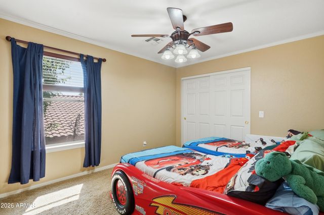 303 E MILADA Drive, Phoenix, AZ 85042