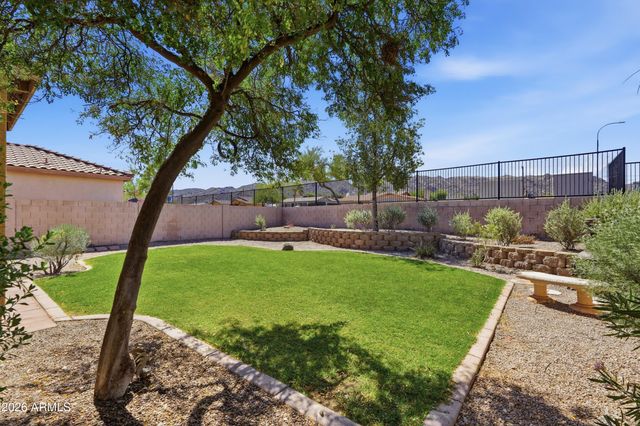 303 E MILADA Drive, Phoenix, AZ 85042