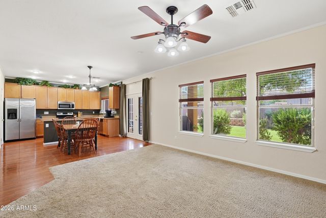 303 E MILADA Drive, Phoenix, AZ 85042