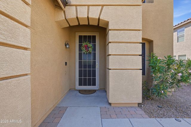303 E MILADA Drive, Phoenix, AZ 85042