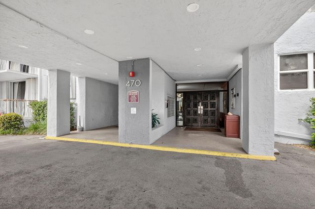 470 Executive Center Drive 4j, West Palm Beach, FL 33401