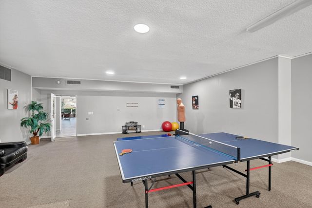 470 Executive Center Drive 4j, West Palm Beach, FL 33401