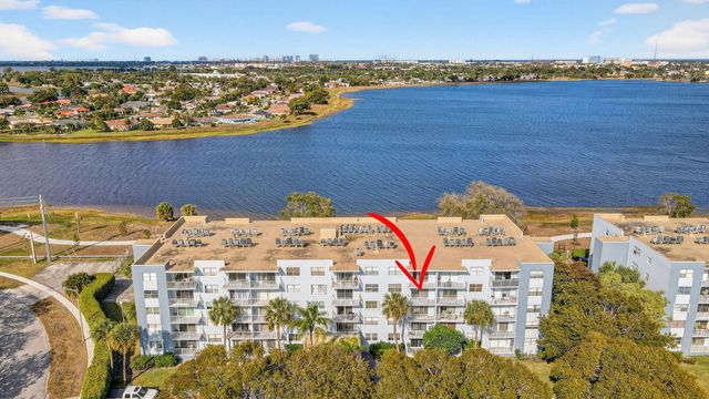 470 Executive Center Drive 4j, West Palm Beach, FL 33401