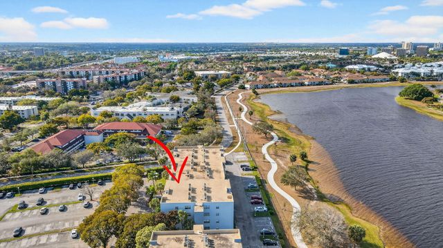 470 Executive Center Drive 4j, West Palm Beach, FL 33401