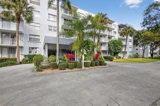 470 Executive Center Drive 4j, West Palm Beach, FL 33401