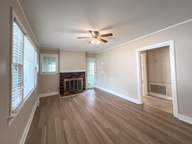 1221 Eastwood Avenue, Hanahan, SC 29410