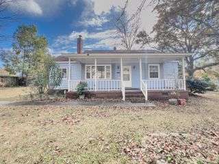 1221 Eastwood Avenue, Hanahan, SC 29410