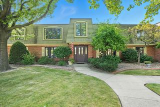 1523 Maple Place, Schererville, IN 46375