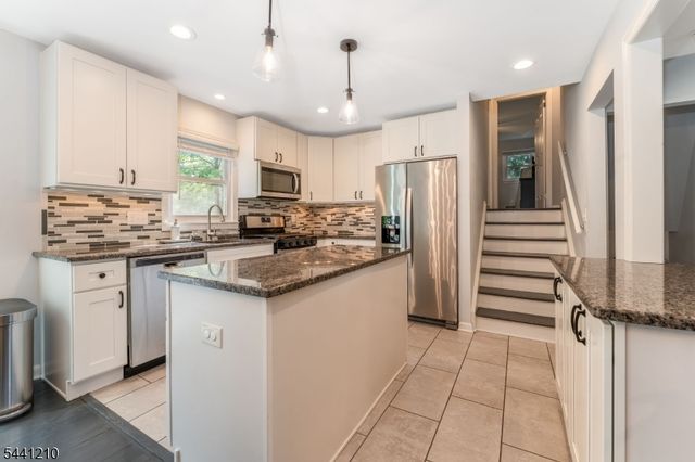 356 S Branch Rd, Hillsborough Twp., NJ 08844
