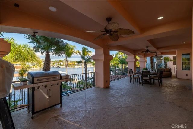 22986 Gray Fox Drive, Canyon Lake, CA 92587