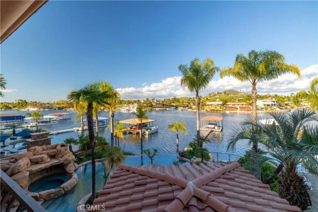 22986 Gray Fox Drive, Canyon Lake, CA 92587