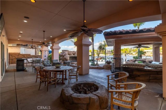 22986 Gray Fox Drive, Canyon Lake, CA 92587