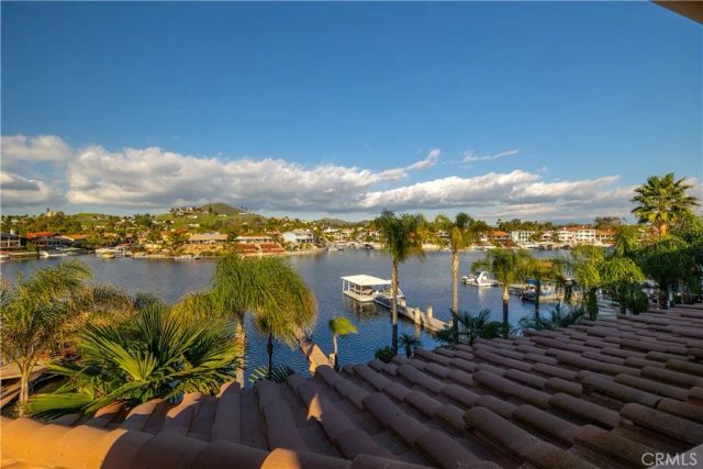 22986 Gray Fox Drive, Canyon Lake, CA 92587