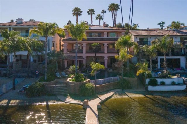 22986 Gray Fox Drive, Canyon Lake, CA 92587