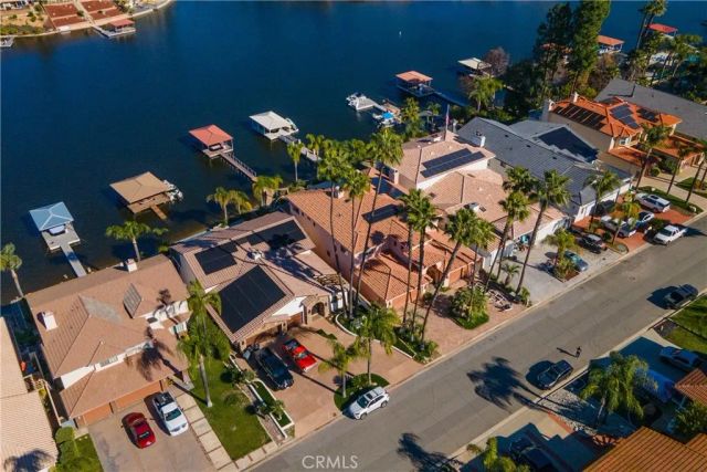 22986 Gray Fox Drive, Canyon Lake, CA 92587