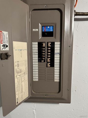 7740 Arlington Avenue, Shrewsbury, MO 63119