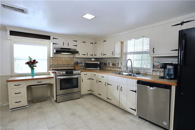 1419 Altamahaw Union Ridge Road, Burlington, NC 27217