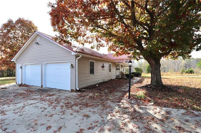 1419 Altamahaw Union Ridge Road, Burlington, NC 27217