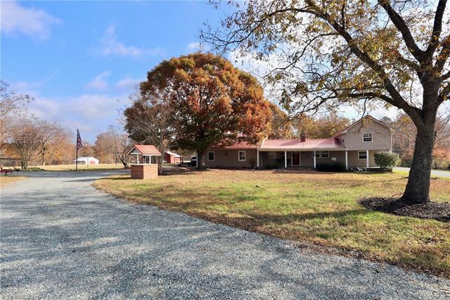 1419 Altamahaw Union Ridge Road, Burlington, NC 27217