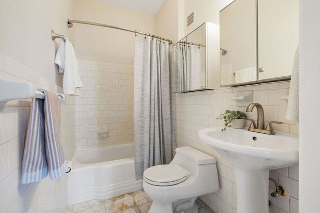 119 Marlborough St. 10, Boston, MA 02116