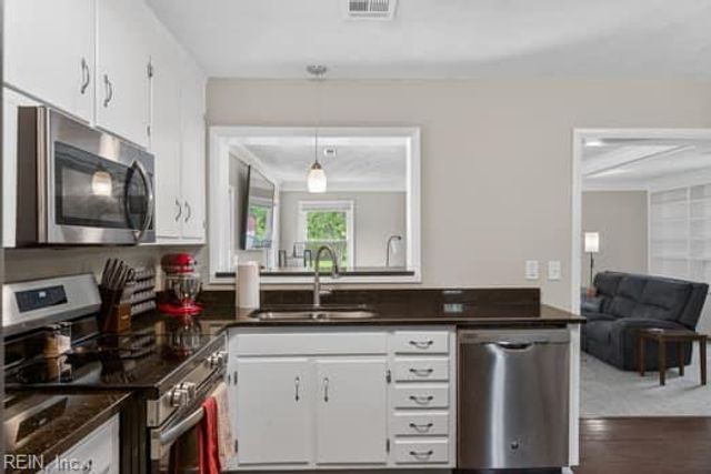 475 Duchess CT, Hampton, VA 23669