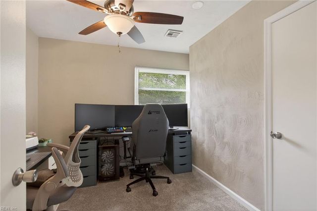 475 Duchess CT, Hampton, VA 23669