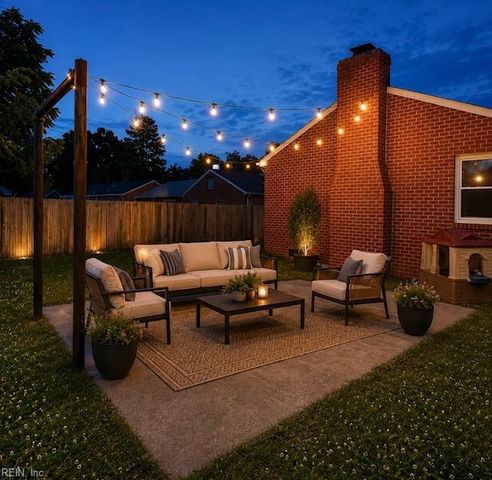 475 Duchess CT, Hampton, VA 23669
