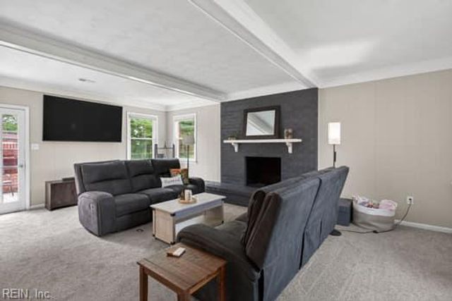 475 Duchess CT, Hampton, VA 23669