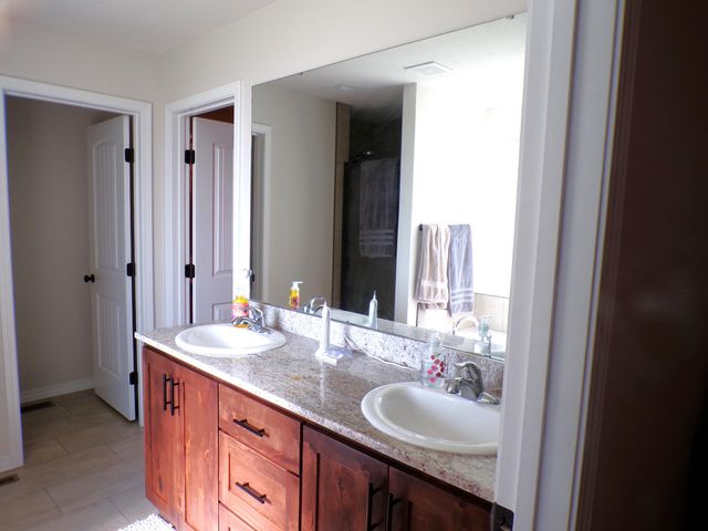 517 N Stella Court, Willard, MO 65781