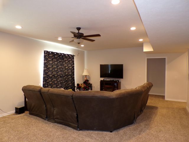 517 N Stella Court, Willard, MO 65781