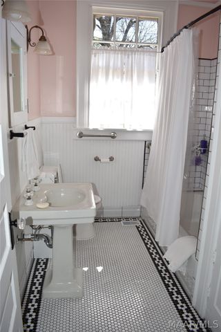 1287 S Lawrence Street, Montgomery, AL 36104