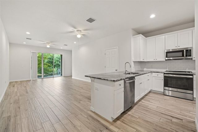 1950 LAKE RIDGE BOULEVARD, Clearwater, FL 33763