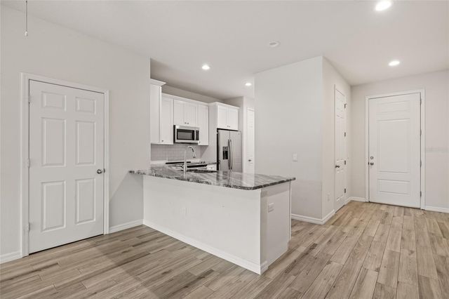 1950 LAKE RIDGE BOULEVARD, Clearwater, FL 33763