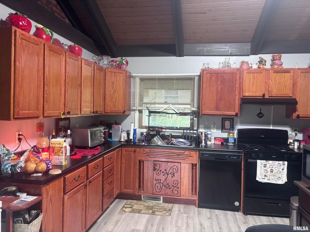 3344 NEPTUNE Avenue, Springfield, IL 62707