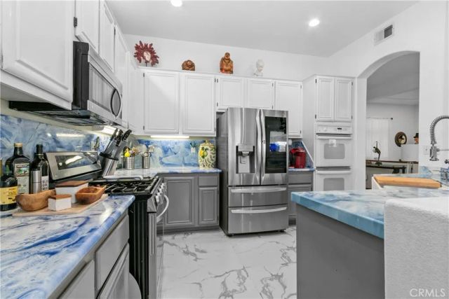 4974 Singing Hills, Banning, CA 92220