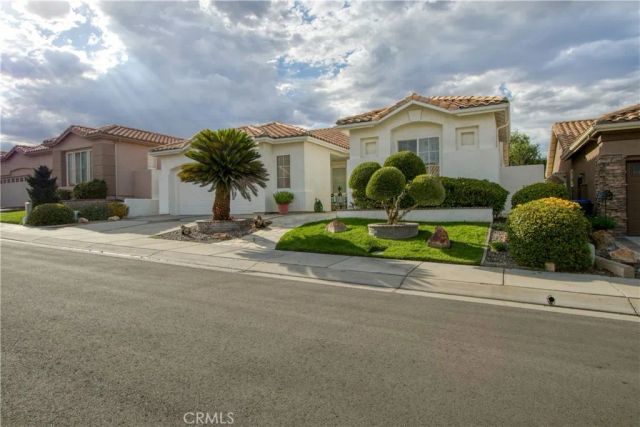 4974 Singing Hills, Banning, CA 92220