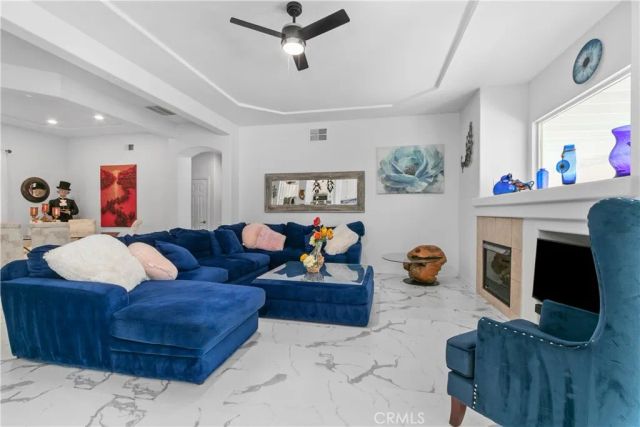 4974 Singing Hills, Banning, CA 92220