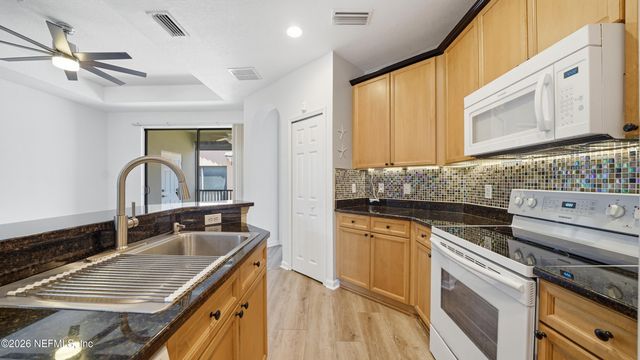 305 VIA CASTILLA 203, St. Augustine, FL 32095