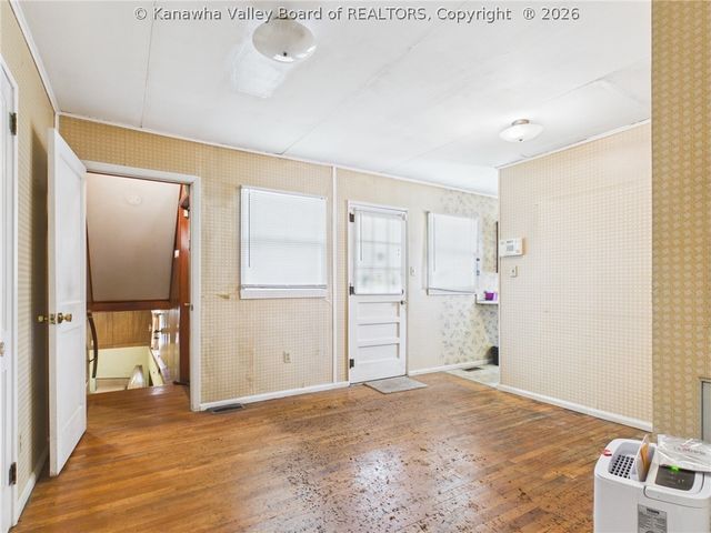 609 Granada Way, Charleston, WV 25304