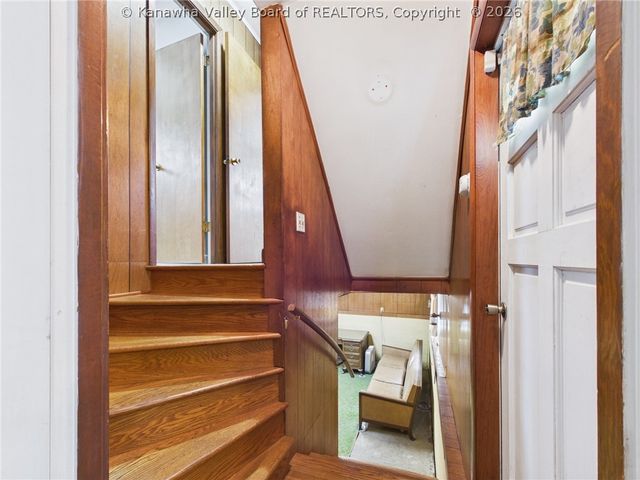 609 Granada Way, Charleston, WV 25304