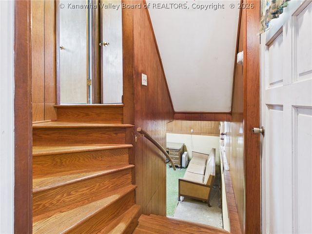 609 Granada Way, Charleston, WV 25304