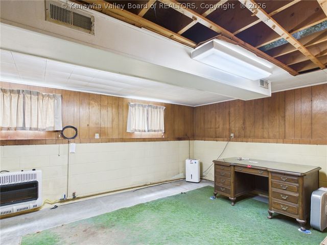 609 Granada Way, Charleston, WV 25304
